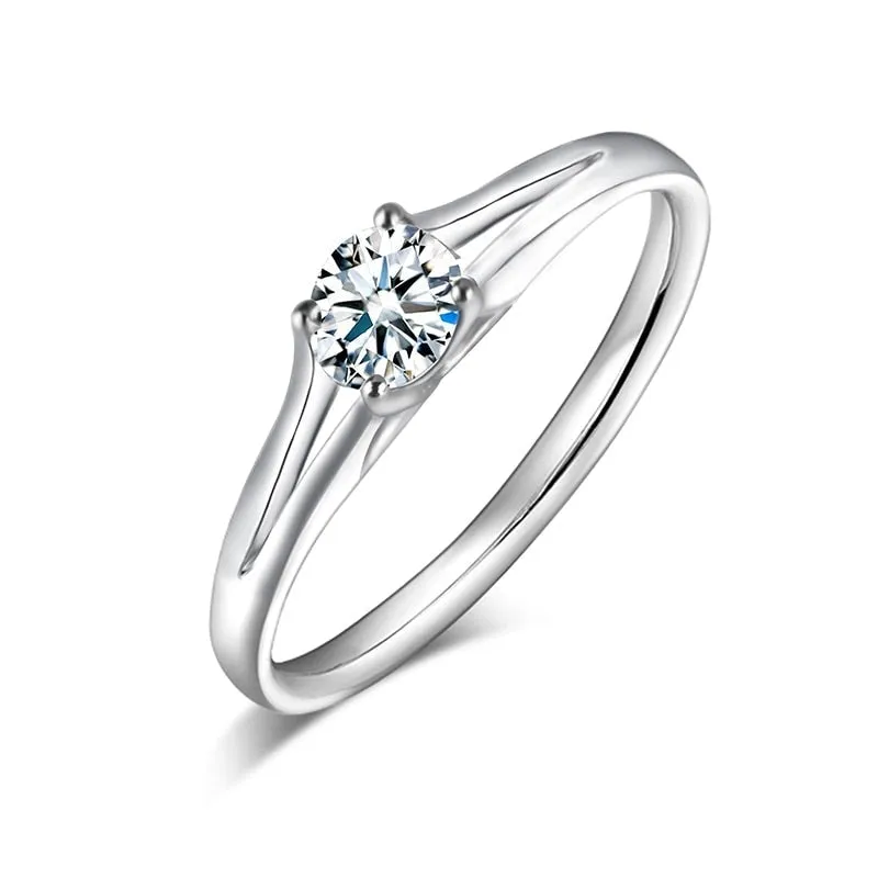 925 Sterling Silver 5mm Round Shape Moissanite Stone Ring for Women