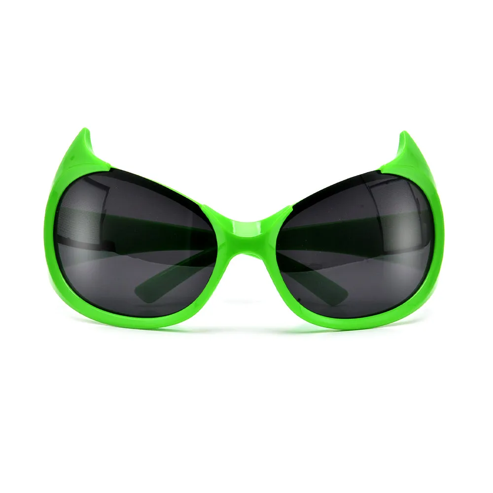 OVERSIZED FUTURISTIC CAT SHAPED SUNGLASSES