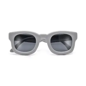 RETRO APPEAL SUBTLE CAT EYE SUNGLASSES